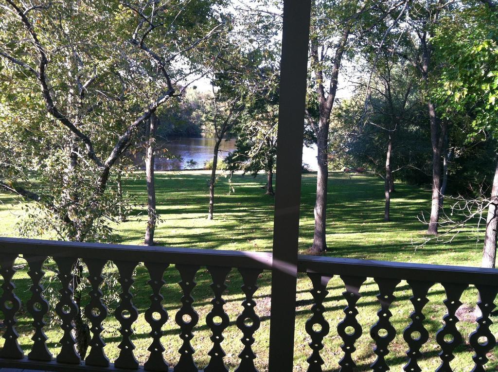 River House Inn Snow Hill Bilik gambar